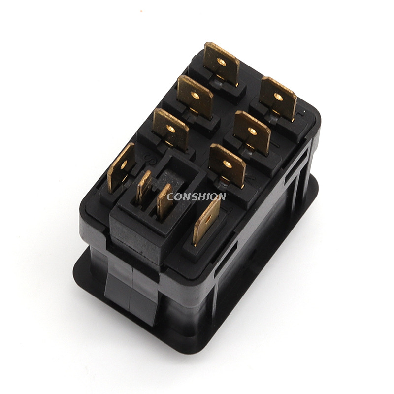 82.3709-08.16（24V）行李箱释放开关 - 适用于PAZ