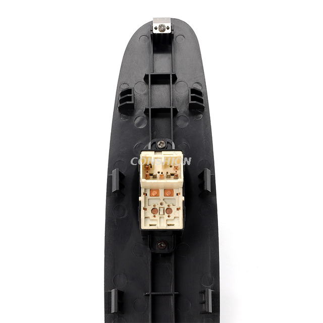 621W03620电动窗开关 - 用于现代伊兰特