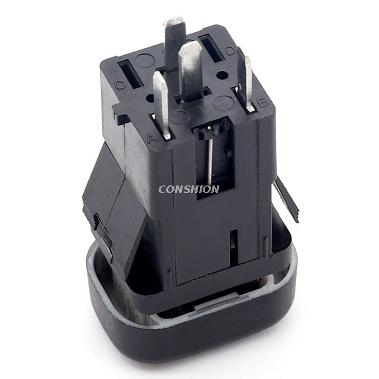 75.3710-03.08大灯开关 - 用于VAZ-2115/2123