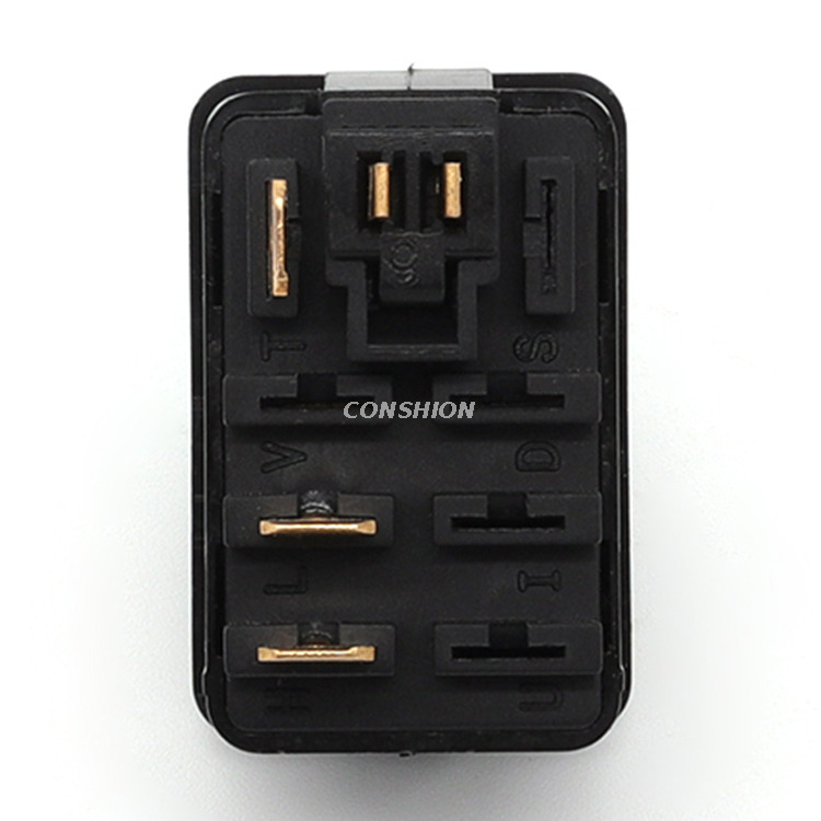 82.3709-21.12/82.3709-01.12大灯开关 - 适用于GAZ